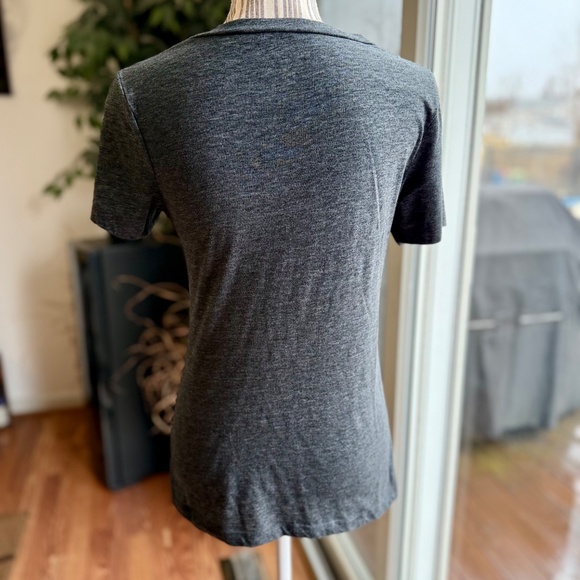 Old Navy T-Shirts (Set of two) - Picture 6 of 15